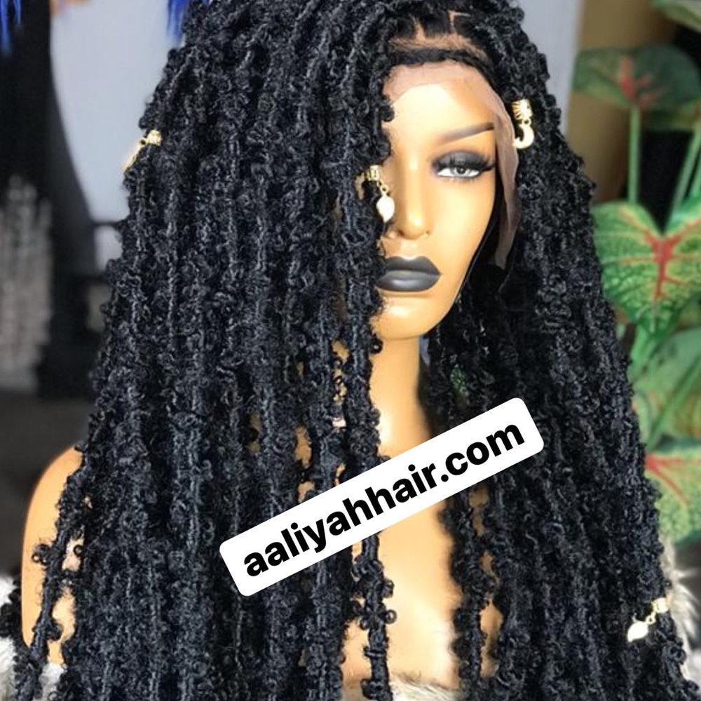 Distressed butterfly locs with curly ends  26/28”